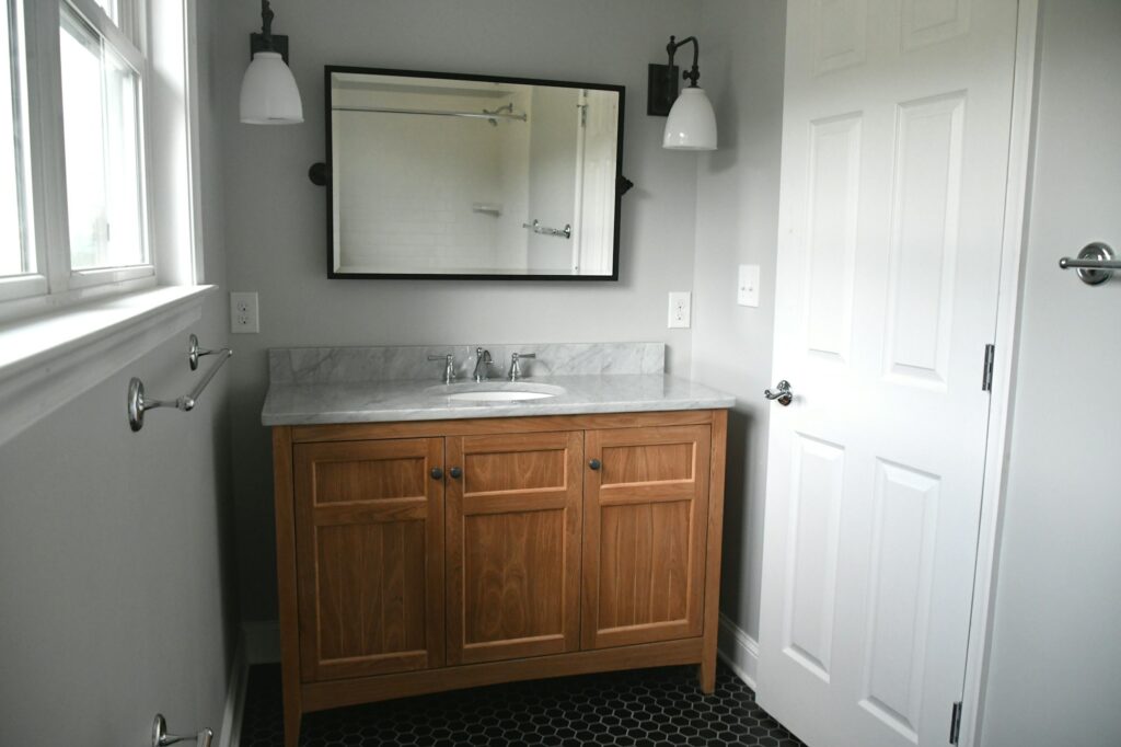 Bright cheery bathroom in a new home or after a remodel that is very inviting to guest.